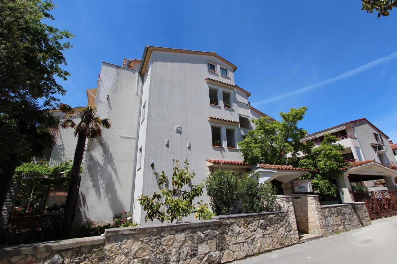 Rooms And Apartments Dino Rovinj Exterior photo